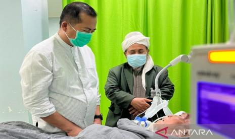 Gubernur NTB Ajak Warga Doakan Kesembuhan Ulama Sepuh Tuan Guru Bagu