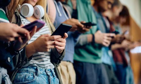 Fiqh Muamalah dan Generasi Z: Menjadi Bijak di Tengah Gaya Hidup Digital