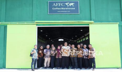 Biaya Logistik Bisa Turun, Gudang SRG Berbasis Rel Siap Beroperasi