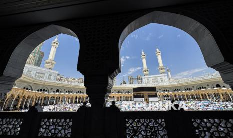 Mengintip Revolusi Pelayanan Publik Saudi: Cermin Besar untuk Indonesia