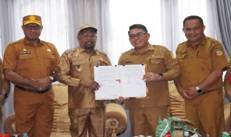 Pemprov Papua Hibahkan 60 Perangkat Starlink untuk Perluas Akses Internet di Kabupaten Jayapura