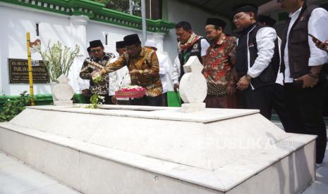 Muktamar di Tambakberas: Meneladani Khidmat Mbah Wahab Chasbullah