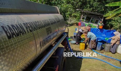Kekeringan Meluas, BPBD Jateng Distribusikan 3 Juta Liter Air Bersih