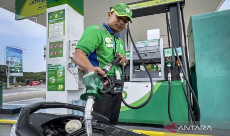 Harga BBM Terbaru 1 Juli: BP Ultimate Diesel Turun Drastis, Pertamina Dex Ikut Melandai