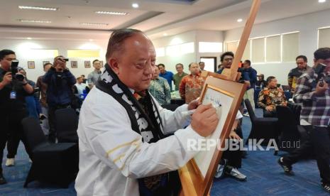 KONI Pusat Luncurkan Buku Sports Intelligence, Marciano Dorong Revolusi Data dan AI untuk Prestasi