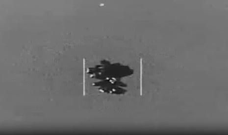Pentagon Lansir Penampakan UFO Paling Jelas Sejauh Ini