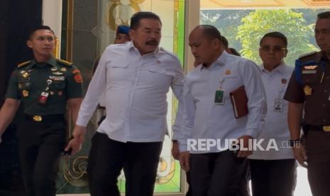 Terbitkan Sprindik Baru, Kejagung Sebut Status Tersangka Febrie di Polri tak Gugur