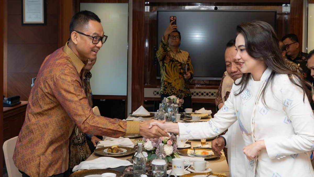 Gubernur Sherly Targetkan Maluku Utara Teraliri Listrik 100% di 2027