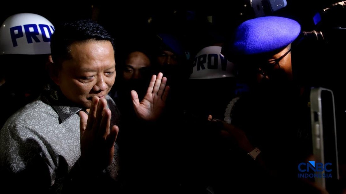 Potret Eks Jampidsus Febrie Adriansyah Ditahan: Saya Dikriminalisasi
