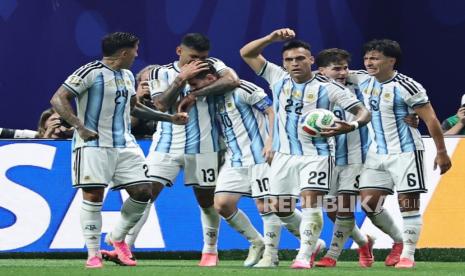Comeback Dramatis! Argentina Tundukkan Inggris 2-1, Tantang Spanyol di Final Piala Dunia 2026