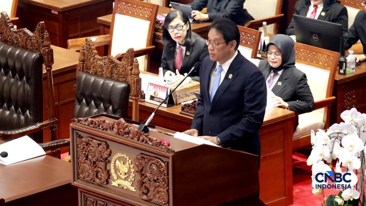 Layer Cukai Rokok Baru Dibahas Purbaya dan DPR Usai APBN 2027 Rampung