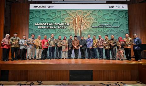 BCA Syariah Raih Penghargaan Beyond Profit Islamic Banking Award di ASR 2026