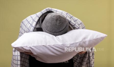 Malam Hari Semakin Panas, Masyarakat Indonesia Kehilangan Waktu Tidur Tertinggi di Asia Tenggara