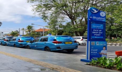 Naik Bluebird dengan BRI Kartu Kredit, Bisa Hemat Hingga Rp 20 Ribu