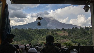 Aktivitas Gunung Sinabung Meningkat, Muncul Gempa Vulkanik Dalam