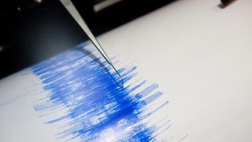 BMKG Mutakhirkan Gempa NTT Jadi Magnitudo 7, Terasa di Makassar-Bali