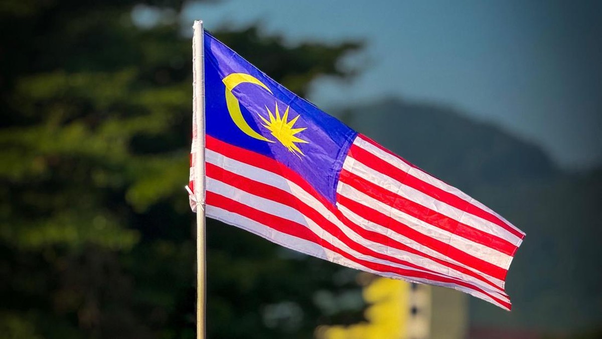 Malaysia Geger! Eks PM Ketahuan Timbun 16 Kg Emas dan Uang Rp747 M
