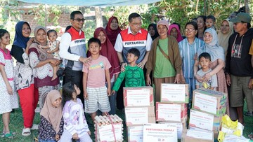 Dirut Pertamina Datangi Flores, Salurkan Bantuan untuk Korban Gempa