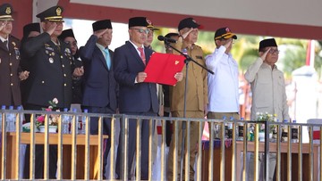 Jajaran Menteri KMP Ikuti Upacara HUT RI di Lokasi Bencana Gempa NTT