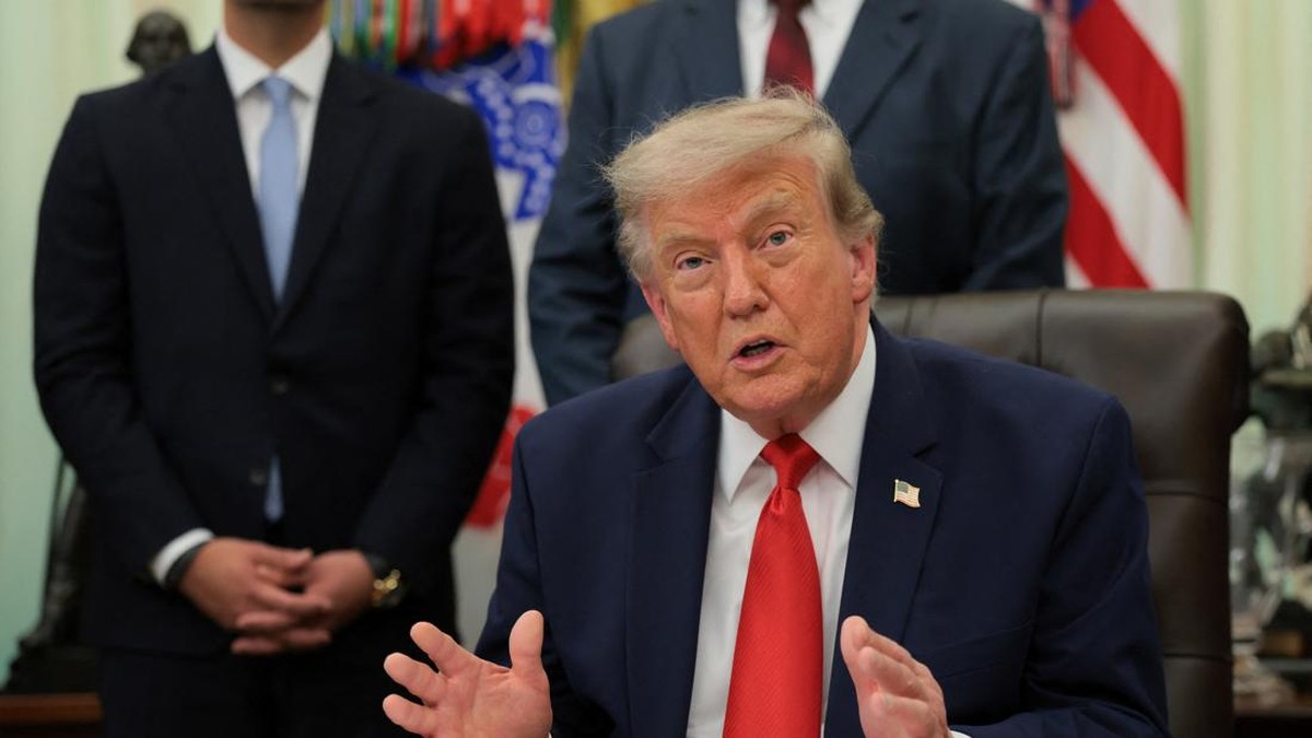 Raksasa Migas Untung Besar di Tengah Perang, Trump Uring-uringan