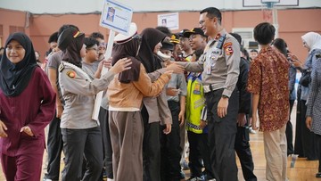 Korlantas Edukasi Pelajar soal Tertib Lalu Lintas