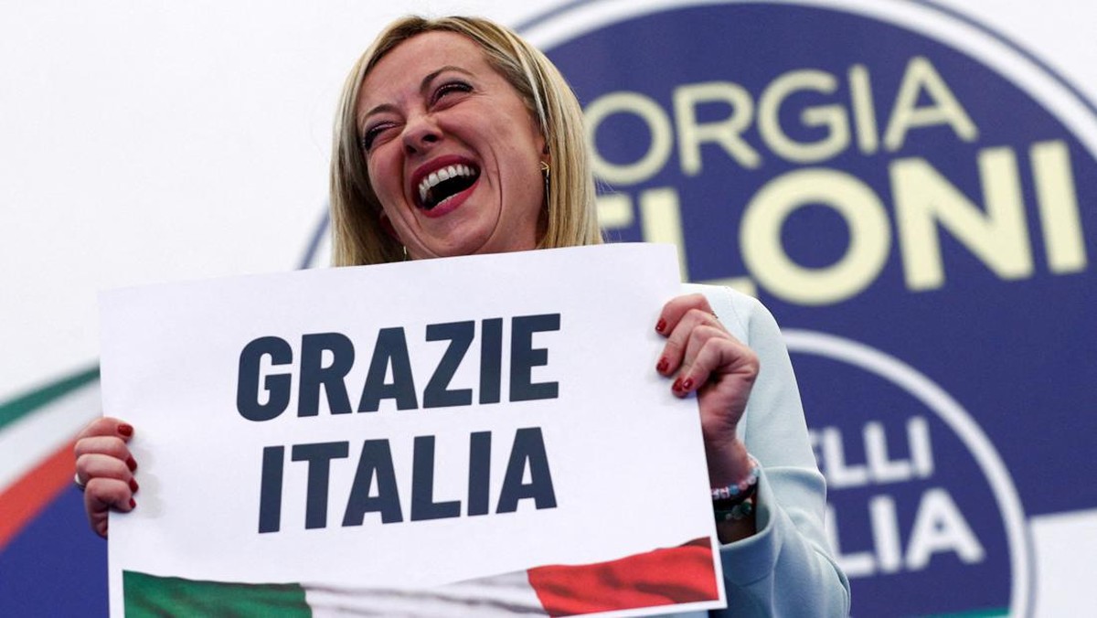 Italia Bakal Larang Cadar di Sekolah, Jumlah Murid Asing Dibatasi