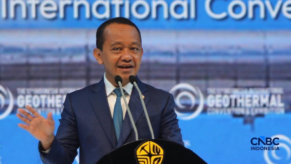 Prabowo Minta Bahlil Siapkan Peta Jalan BBM Campuran Bioetanol 50%