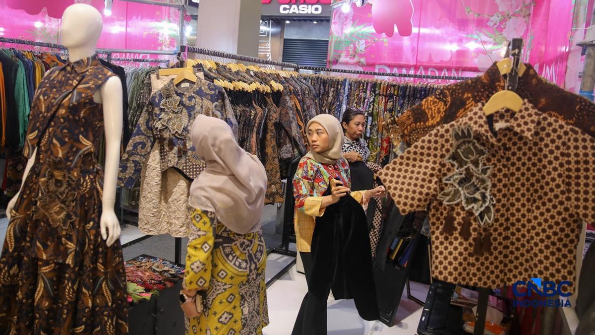 Survei BI: Indeks Keyakinan Konsumen Naik di Agustus, Belanja Menguat