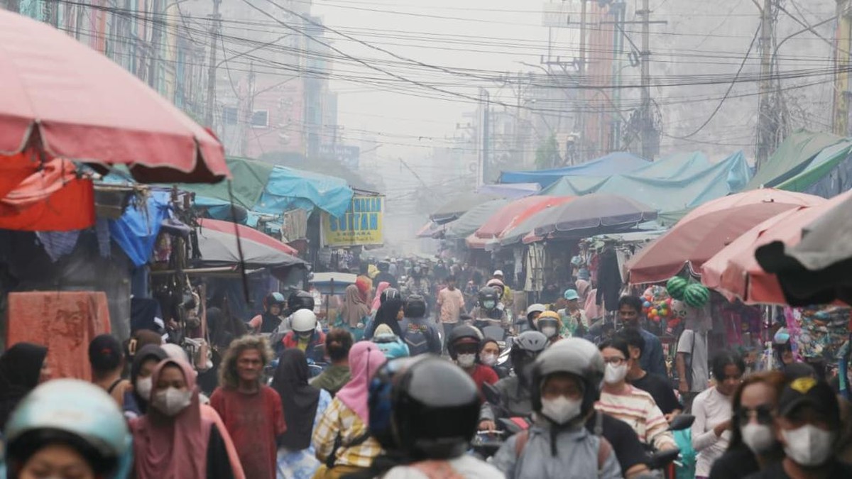 Tragedi Karhutla! Kabut Asap Selimuti Palembang, Jarak Pandang 400 M